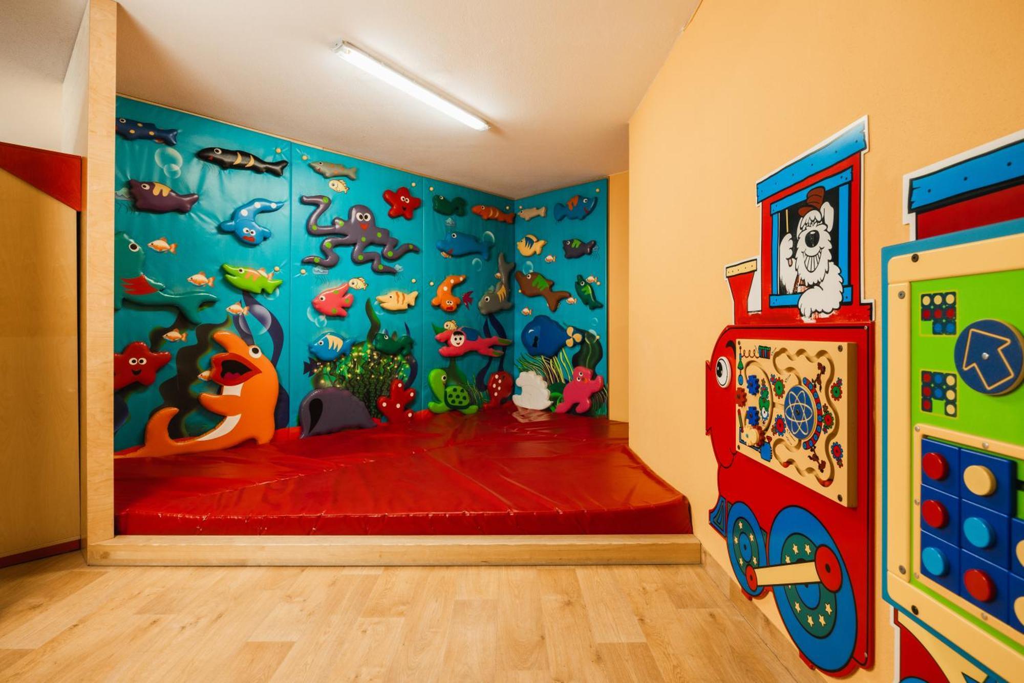 ריד אים אוברינטל Neueroeffnung Miaflor Familien- & Aktivresort מראה חיצוני תמונה